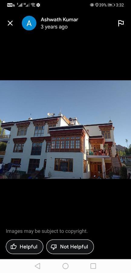 Gangs-Shun Homestay Leh Buitenkant foto