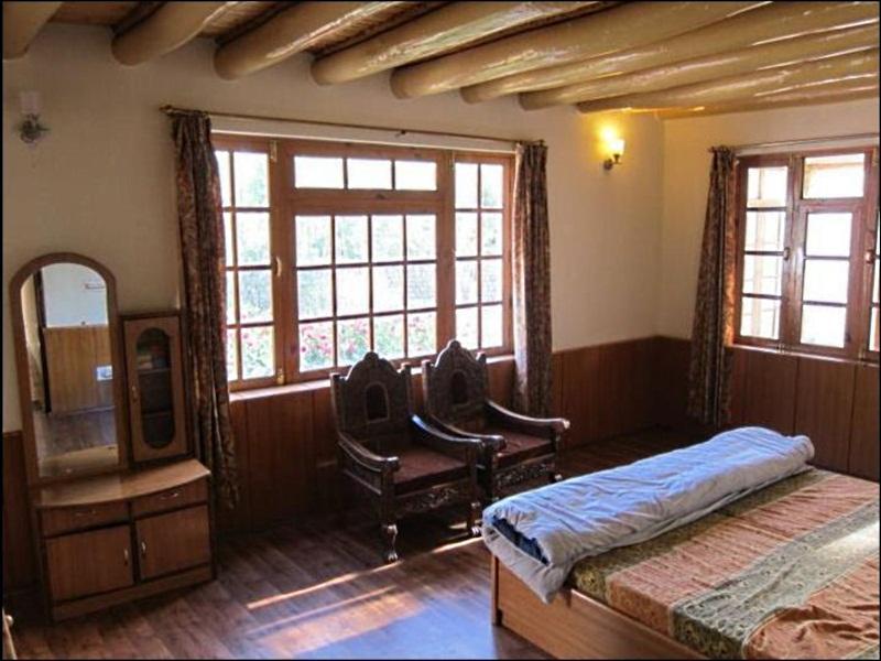 Gangs-Shun Homestay Leh Buitenkant foto