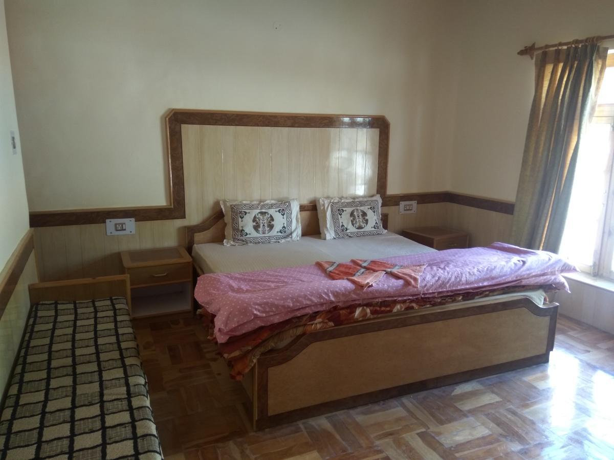 Gangs-Shun Homestay Leh Buitenkant foto